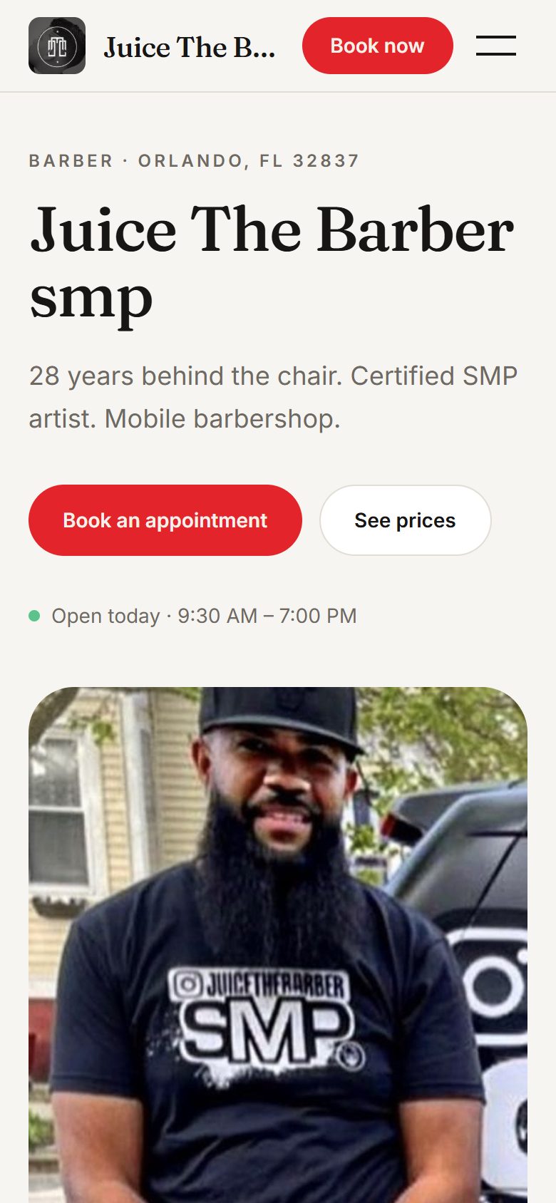 A booking page in the Clean & Minimal design