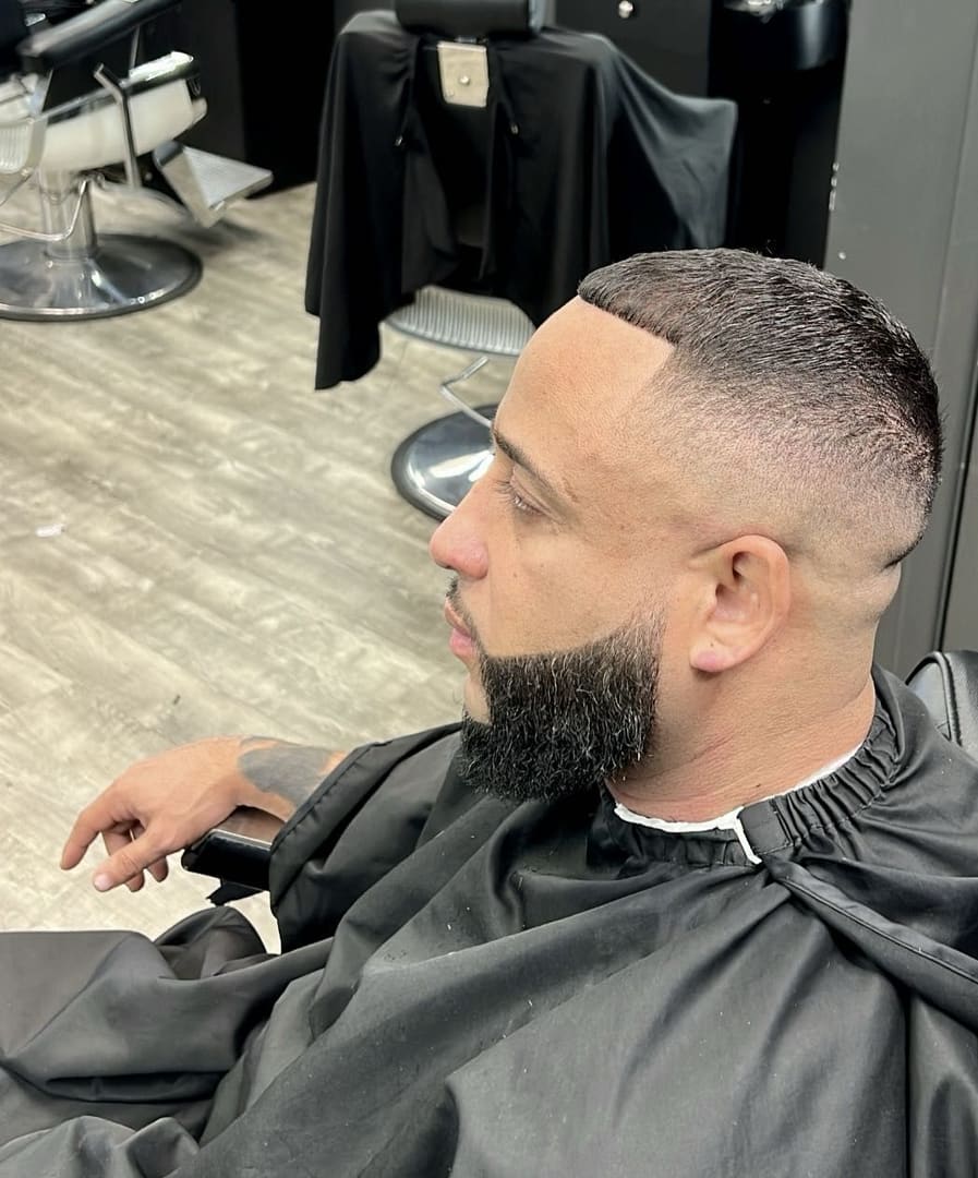 Haircut by Juice The Barber smp